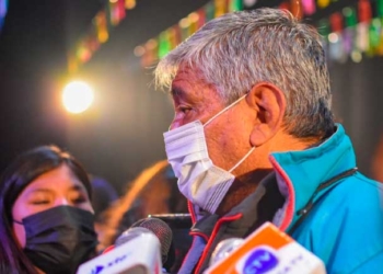 Iván Arias posterga trabajos de bacheo: "Si le metemos en lluvia es para que se lo lave y no tengan ningún efecto"