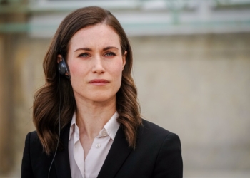 03 May 2022, Brandenburg, Meseberg: Prime Minister of Finland Sanna Marin holds a press conference with German Chancellor Olaf Scholz (not pictured) and Prime Minister of Sweden Magdalena Andersson (not pictured) in front of Meseberg Palace, the German government's guest house, where the federal cabinet is meeting for a two-day closed meeting. The two heads of government came to the closed meeting as guests. Photo: Kay Nietfeld/dpa