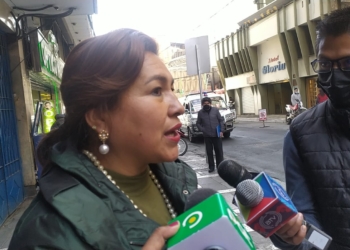 La presidenta de la Confederación de animalistas, Silveria Lauranio | Foto: RAdio Compañera