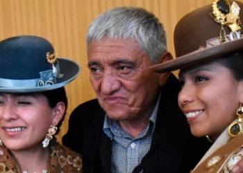 Iván Arias en la elección de Cholita Paceña 2022