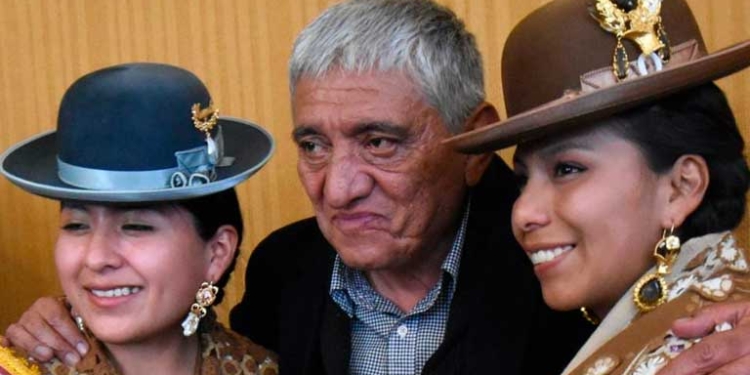 Iván Arias en la elección de Cholita Paceña 2022