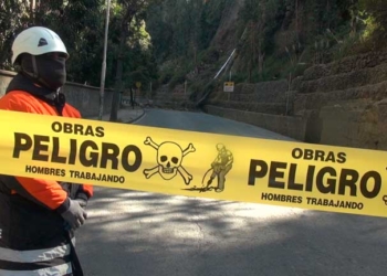 Avenida Del Libertador en La Paz sin circulación vehicular