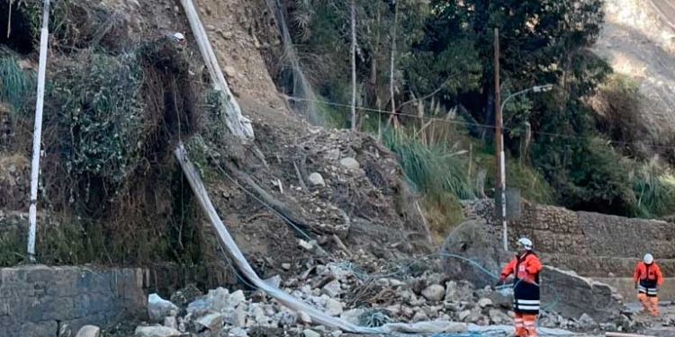 Critican a Iván Arias por priorizar fiestas y no la prevención de riesgos