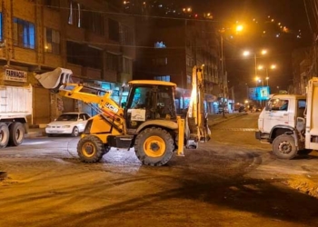 Vecinos logran acuerdo con la Alcaldía de La Paz y levantan bloqueo