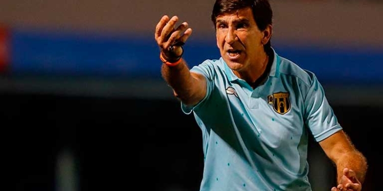Gustavo Costas | EFE