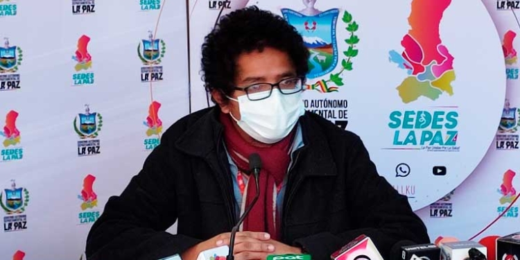 El director del Servicio Departamental de Salud (Sedes), Mayber Aparicio.