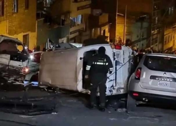 Accidente en la avenida Alcoreza La Paz deja al menos un fallecido y cuatro heridos