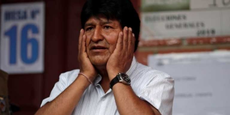 Evo dice que los 3 celulares que le robaron a él y a su asistente serán negociados con la DEA