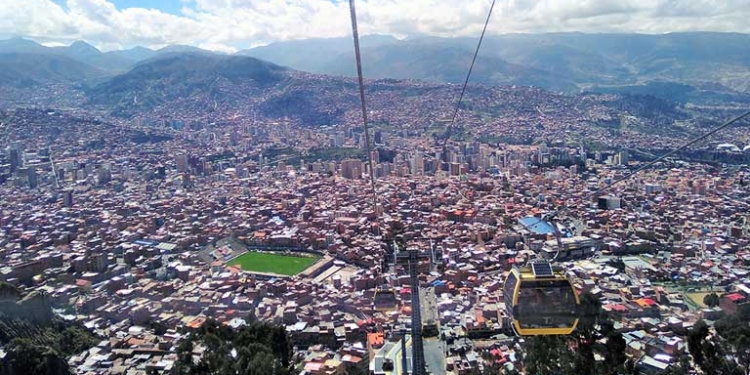 La Paz tiene más de 37.000 construcciones ilegales