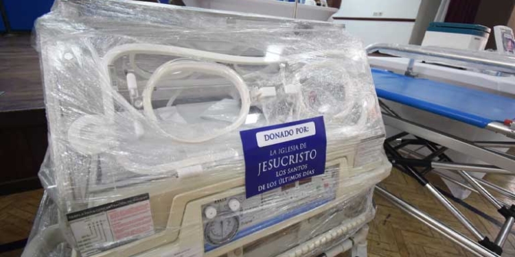 Equipos médicos donados por la Iglesia Mormona