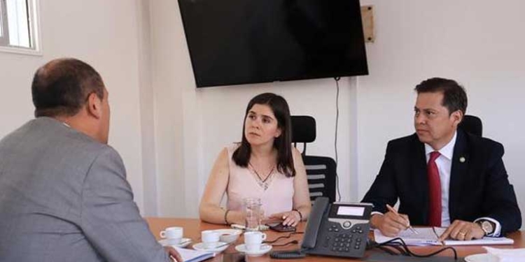Diputada chilena alerta del plan de Evo Morales en Perú y Chile