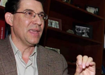La Asociación de Periodistas de La Paz afirma que defiende sin ver la línea editorial