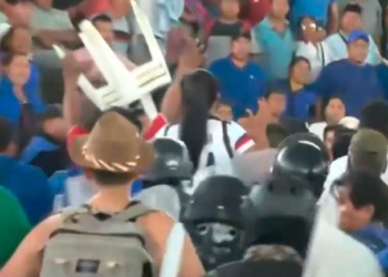 Se producen enfrentamientos en el Congreso del MAS en Santa Cruz, denuncian manipulación