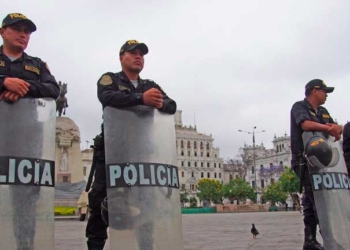 Agentes de Policía de Perú - Europa Press/Contacto/Carlos Garcia Granthon