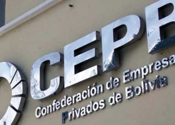 Empresarios de Bolivia respaldan la "Política de control y lucha contra el contrabando de combustibles" y sugieren ampliarla