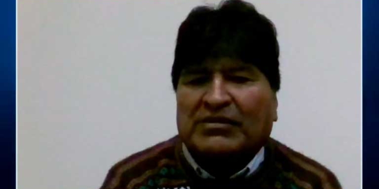Evo Morales en su programa radial