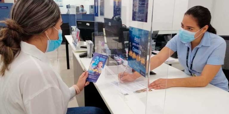 Banco Fassil inhabilita temporalmente servicios de tarjetas por "situación desafiante"