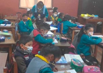 Foto referencial: Juan Carlos Barrionuevo - UNITEL] / Estudiantes de la Unidad Educativa del Brasil de La Paz.