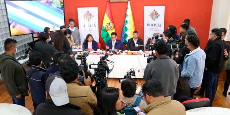 Ministro de Educación anuncia fecha de inicio de las vacaciones de invierno y medidas de prevención para estudiantes