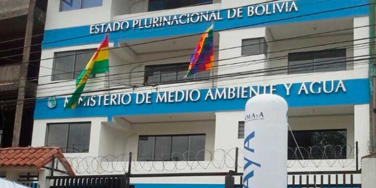 Edificio del Ministerio de Medio Ambiente y Aguas en Santa Cruz