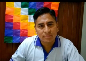 El concejal del Movimiento Al Socialismo Joel Flores