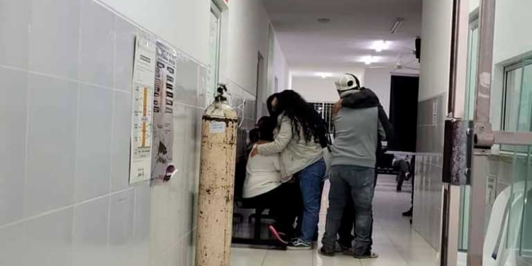 Fallece niña de seis años que fue apuñalada por otro de once en su colegio