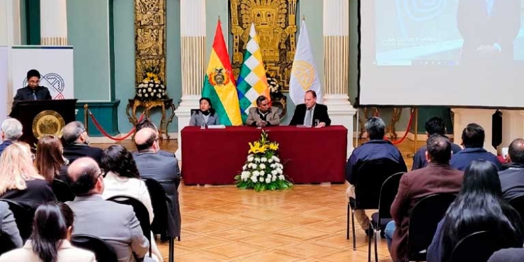 Lanzamiento del XII Encuentro Empresarial Andino 2023, junto a autoridades y representantes de Bolivia, Colombia, Ecuador y Perú, que conforman la Comunidad Andina.