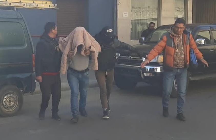 Dirigente cocalero Arnold Alanez detenido por deudas de asistencia familiar y liberado tras pago