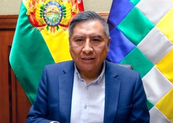 El canciller Rogelio Mayta