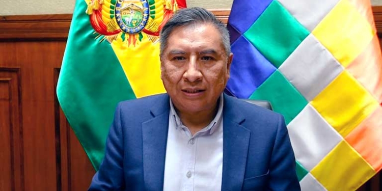 El canciller Rogelio Mayta