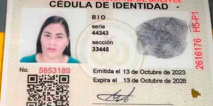 La cédula que la narcotraficante presentó en Paraguay. Foto: ABC