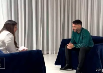 La periodista Patricia Martín entrevista a Sebastián Marset en un lugar que no fue identificado.Foto: Santo y Seña (canal 4)/Captura