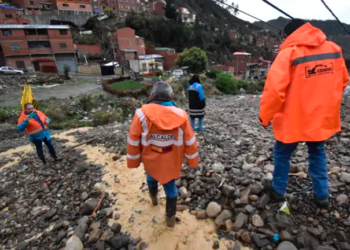 Vecinos de Rosasani culpan a la alcaldía por mal trabajo en embovedado