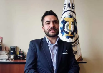 Escasez de dólares amenaza importación de medicamentos, alertan farmacéuticas