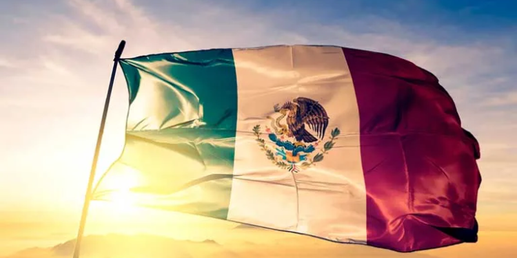 México evacúa personal diplomático de Ecuador tras incidente en embajada