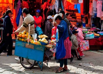 OIT: Bolivia presenta una de las tasas más altas, con más del 80 % de trabajadores informales