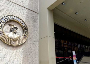 Denuncian inconsistencias financieras en el gobierno de Arce tras 'autogolpe'