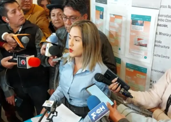 Jessica Villarroel, una joven de 24 años, aseguró este martes que mantuvo una “relación amorosa” con Luis Arce