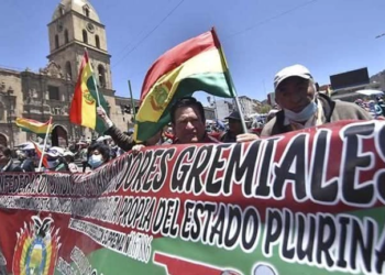 Gremiales anuncian marcha exigiendo reprogramación de créditos