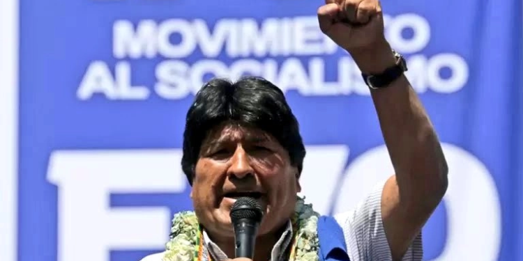 Evo Morales renuncia al MAS tras más de 20 años al mando