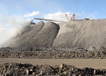 El complejo minero de Bayan Obo, en Mongolia Interior, región autónoma del norte de China, Crédito de imagen: Reuters