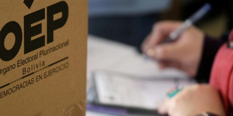 LIBRE intentó inscribir muertos y menores para lograr su personería