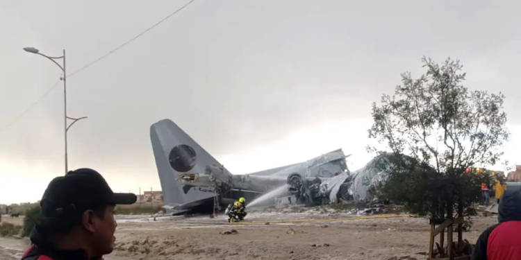 Tras el accidente aéreo que llevaba una carga de billetes, el Banco Central de Bolivia (BCB) anunció que ha decidido dejar sin validez legal los billetes de los cortes de Bs10, Bs20 y Bs50 de la Serie B.