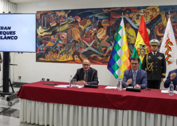 Gobierno en conferencia de prensa