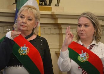 En polémica elección la esposa de Jhonny Plata y potosina, Waldy Caballero fue elegida como Presidenta del Concejo Municipal de La Paz (Izquierda)