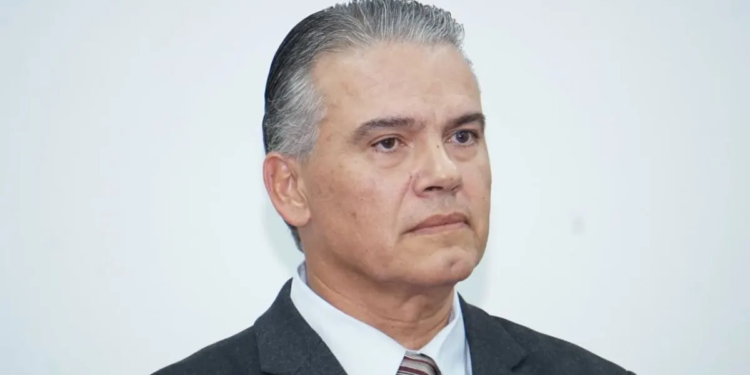 Ernesto Justiniano, Nuevo Ministro de Defensa