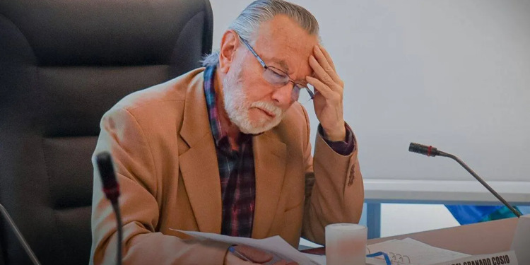 El presidente de la Comisión de Constitución, Legislación y Sistema Electoral, Juan Del Granado