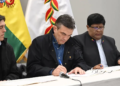 El acuerdo, suscrito entre el Ministerio de Obras Públicas y el Gobierno Autónomo Municipal de El Alto, contempla la construcción y ampliación de carreteras estratégicas, obras de enlosetado, instalación de luminarias y la implementación de antenas satelitales Starlink en unidades educativas