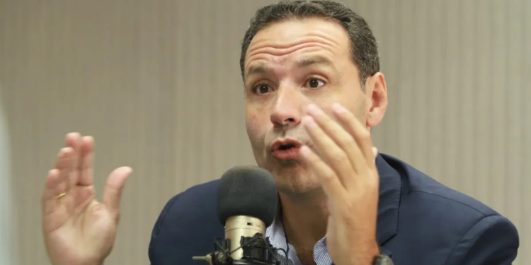 El vicepresidente del Comité Pro Santa Cruz, Agustín Zambrana | Foto: El Deber